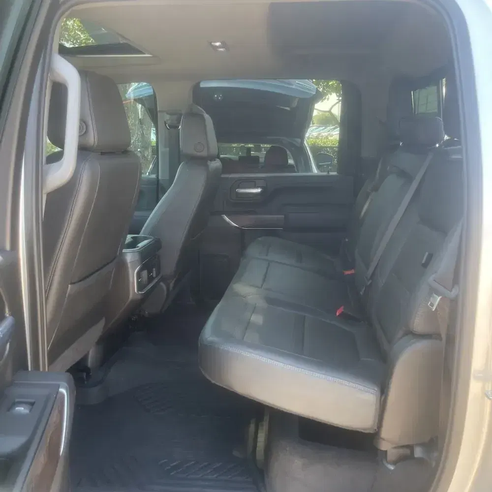 2023 GMC Sierra 2500HD Denali