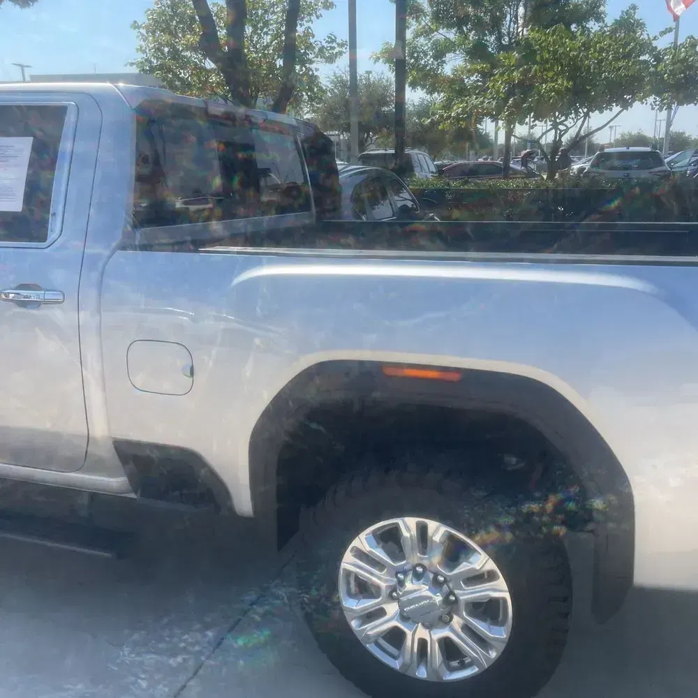 2023 GMC Sierra 2500HD Denali