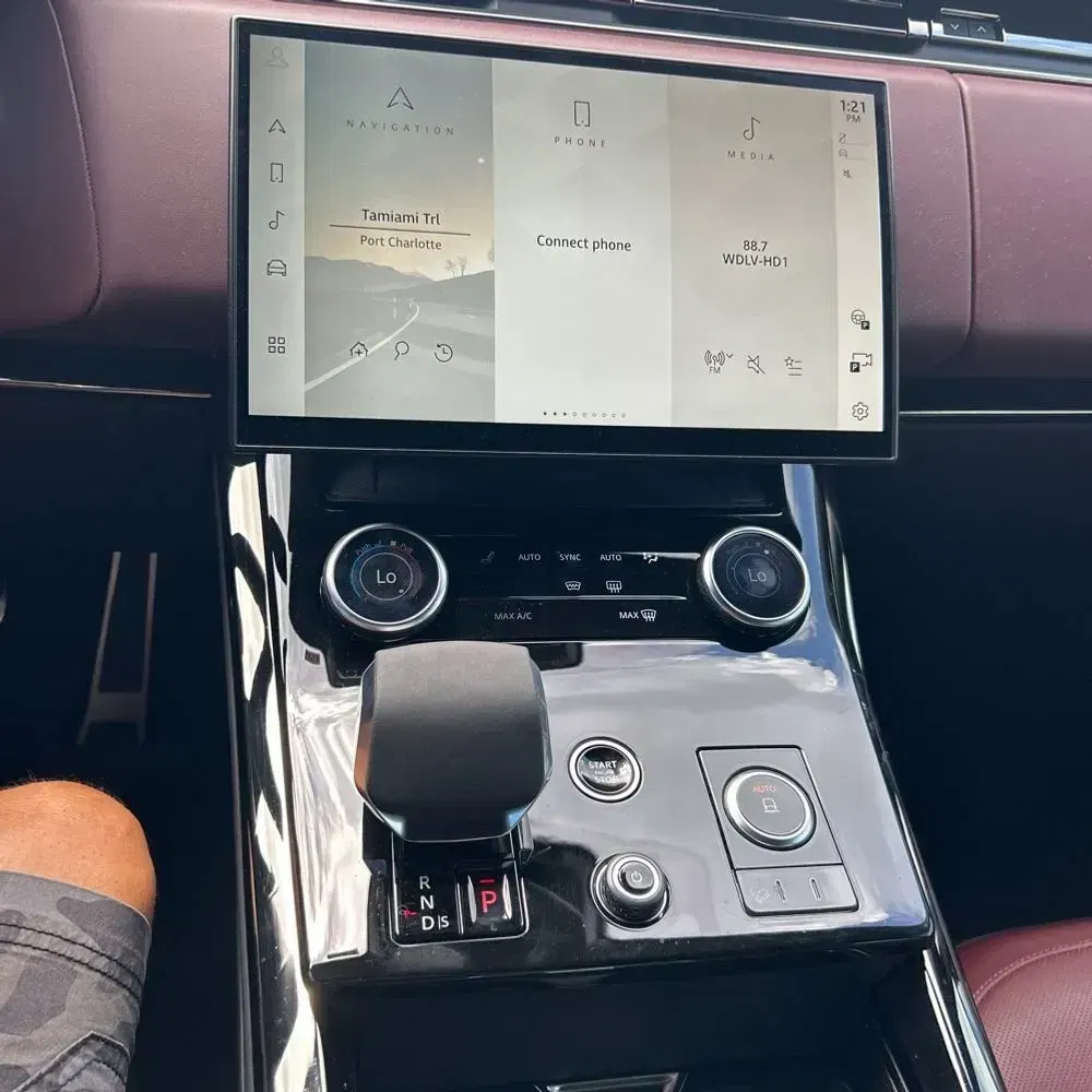 2023 Land Rover Range Rover Sport SE DYN