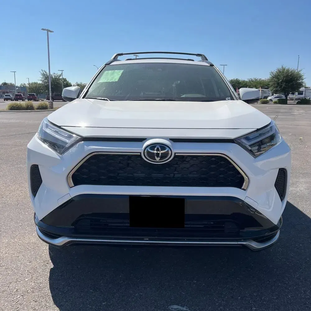 2025 Toyota RAV4 Plug-in Hybrid SE