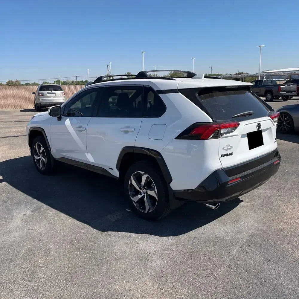 2025 Toyota RAV4 Plug-in Hybrid SE