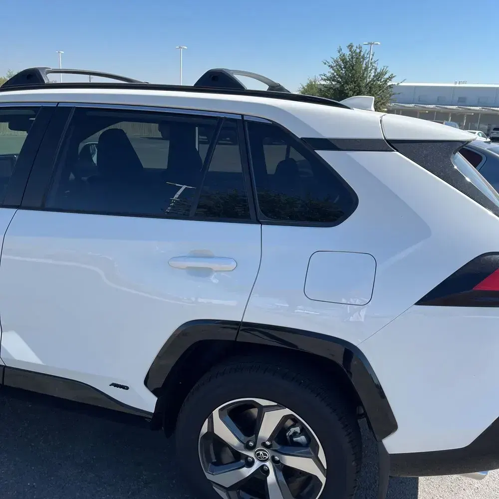 2025 Toyota RAV4 Plug-in Hybrid SE