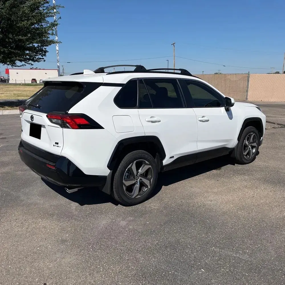 2025 Toyota RAV4 Plug-in Hybrid SE