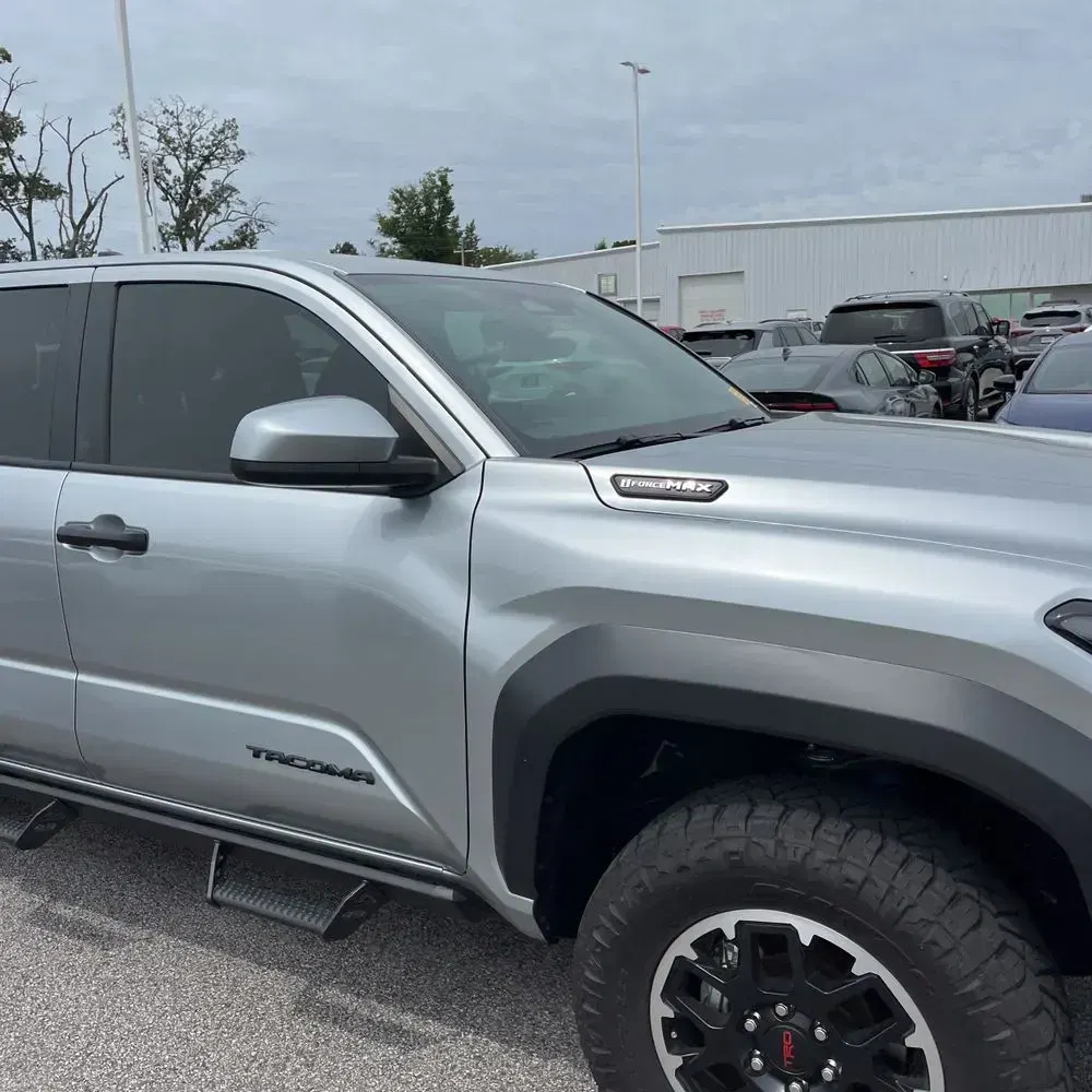 2025 Toyota Tacoma TRD Off-Road HV