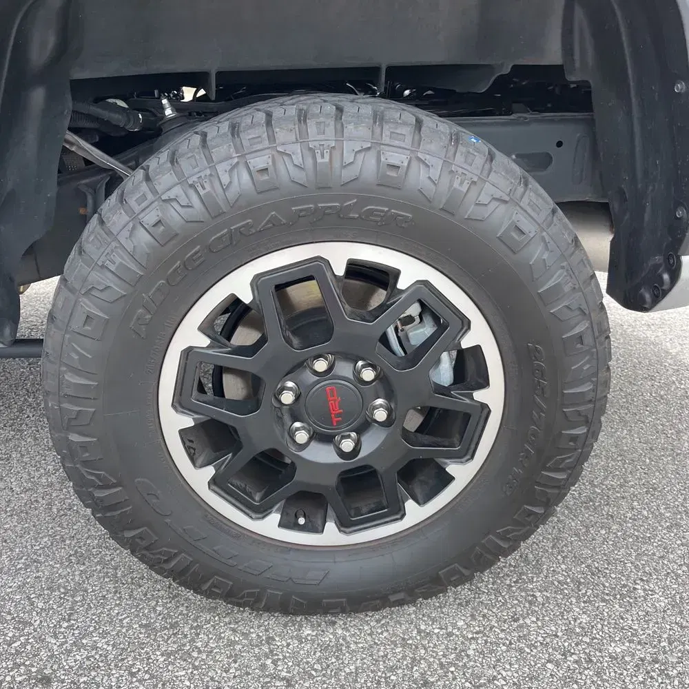 2025 Toyota Tacoma TRD Off-Road HV