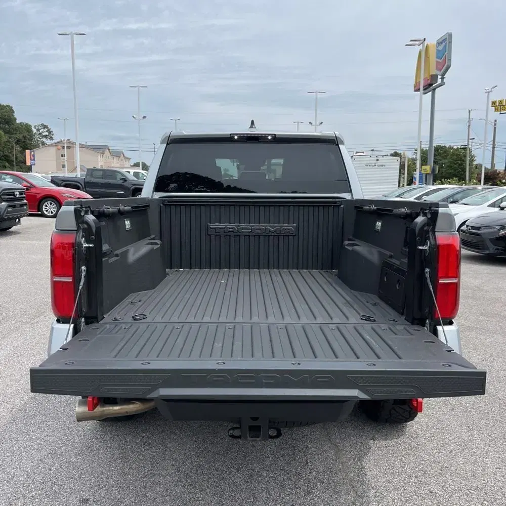 2025 Toyota Tacoma TRD Off-Road HV