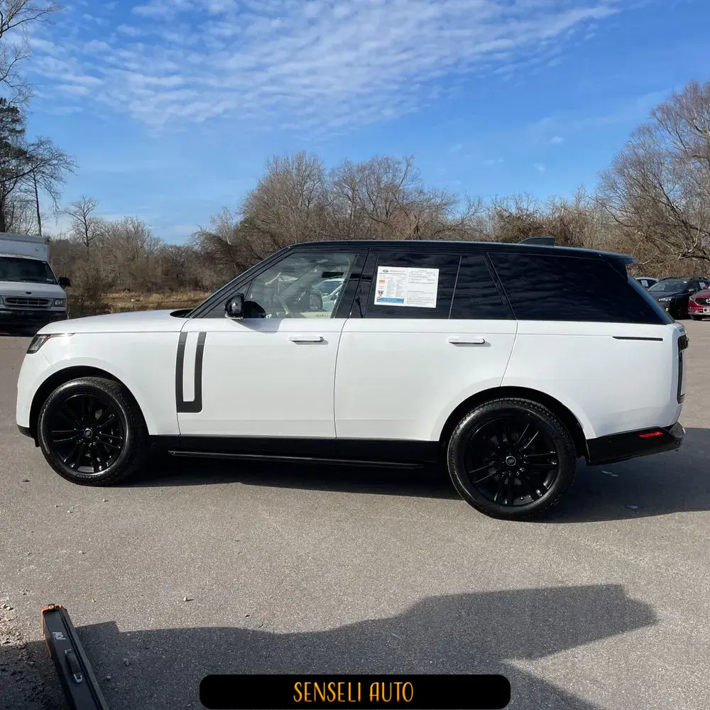 2023 Land Rover Range Rover P530 SE
