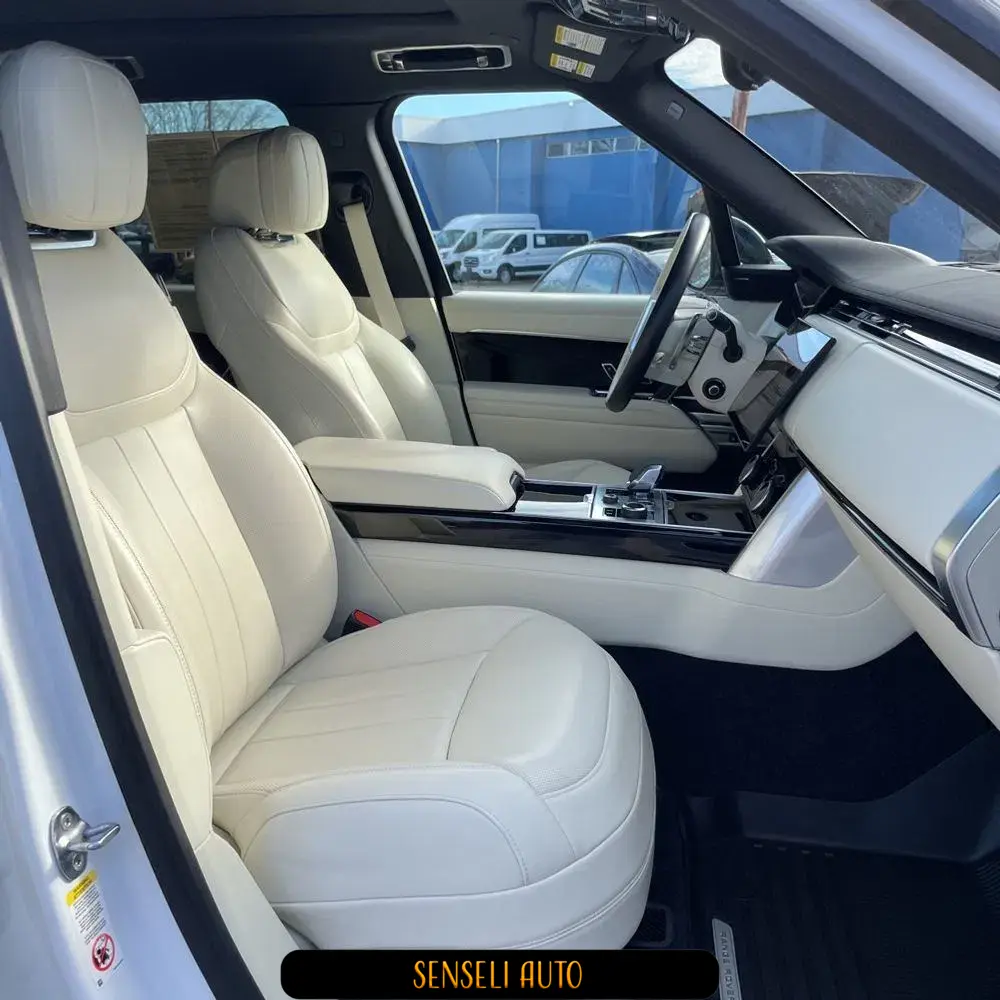 2023 Land Rover Range Rover P530 SE