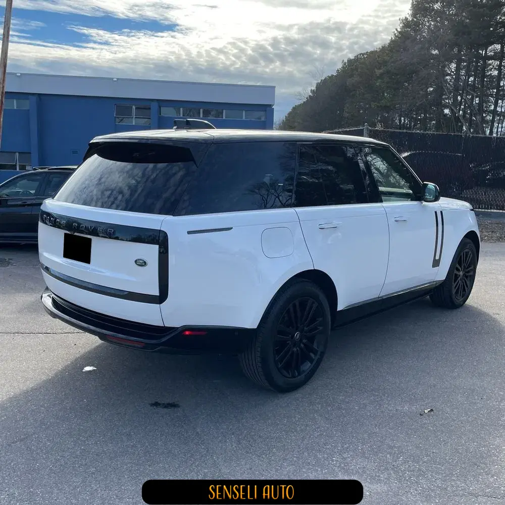 2023 Land Rover Range Rover P530 SE