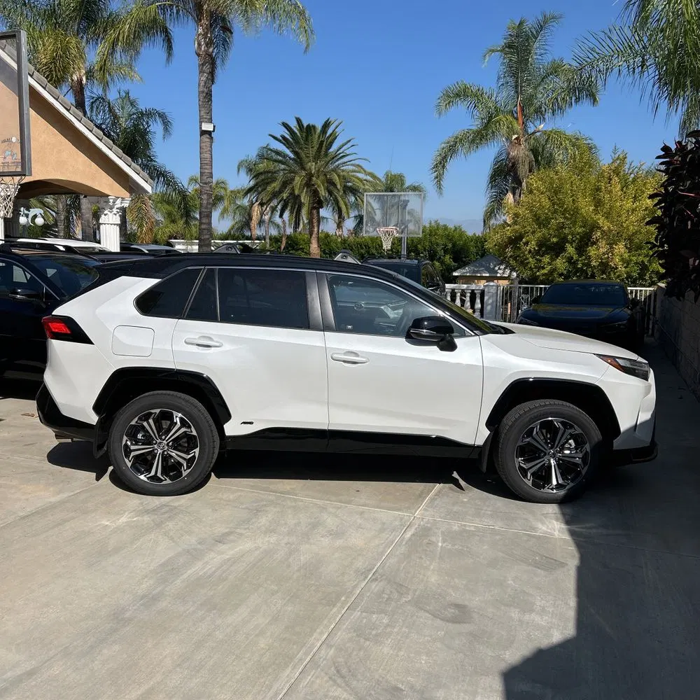 2025 Toyota RAV4 Plug-in Hybrid XSE