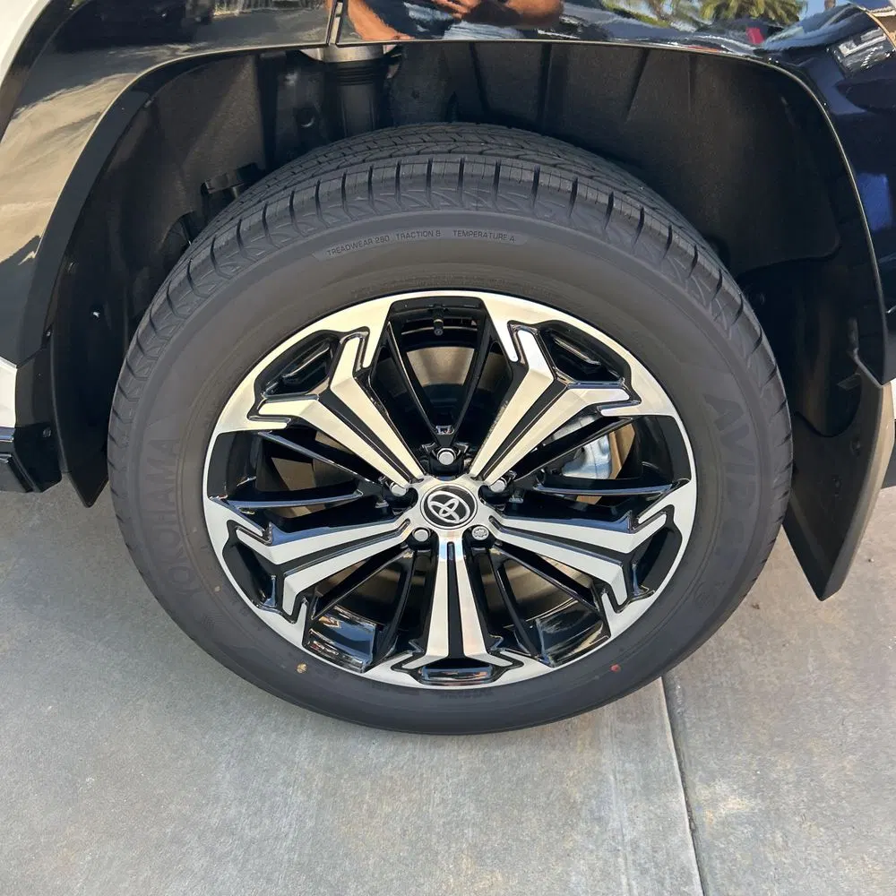 2025 Toyota RAV4 Plug-in Hybrid XSE