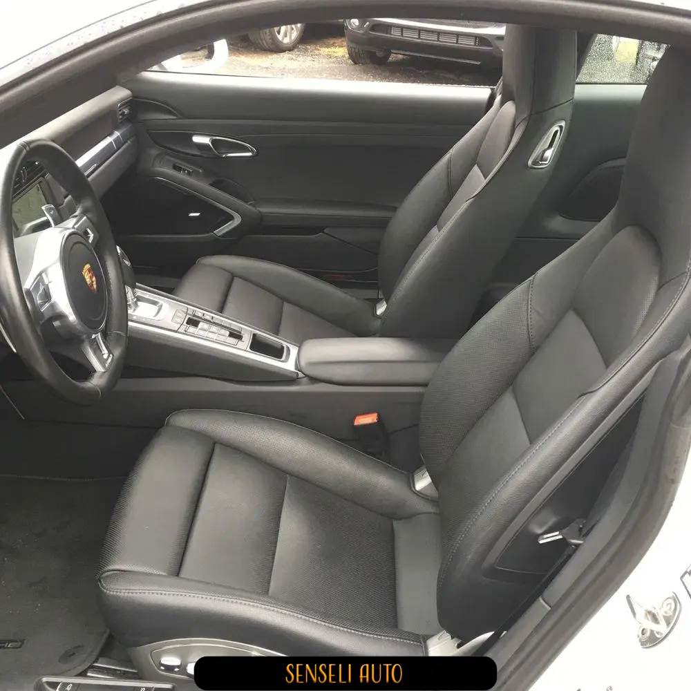 2016 Porsche 911 Carrera 2 Base
