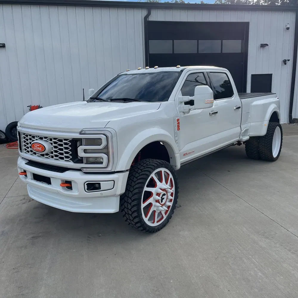 2023 Ford F-450 Super Duty Platinum