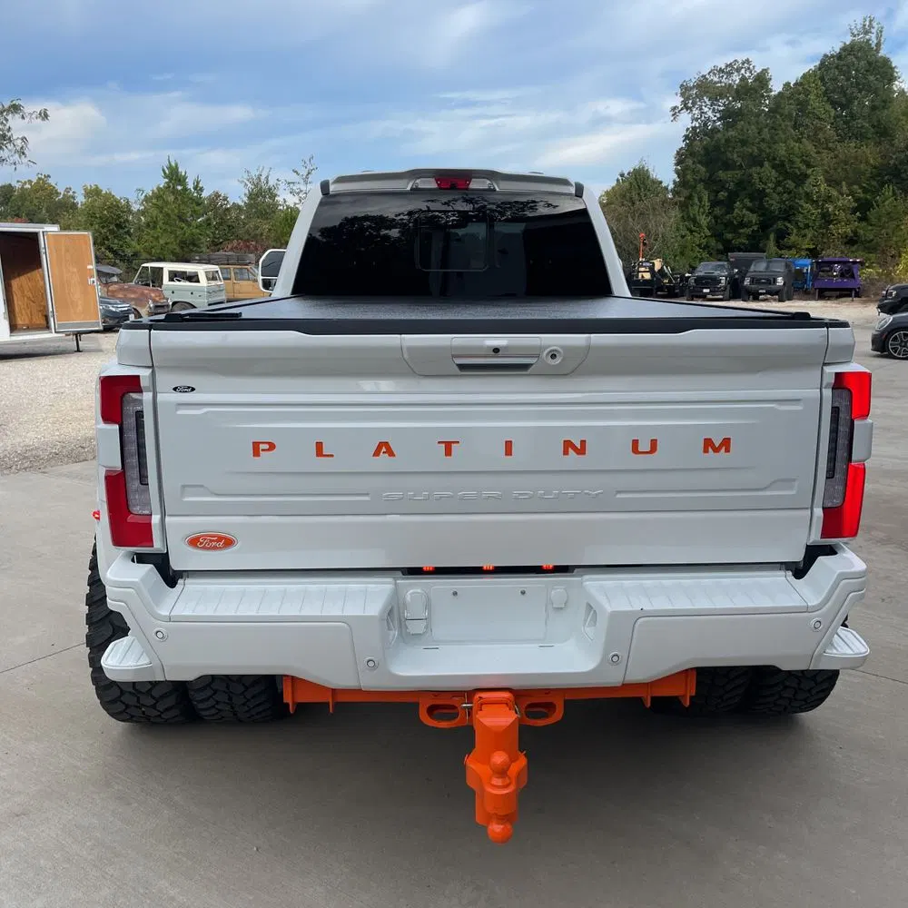 2023 Ford F-450 Super Duty Platinum