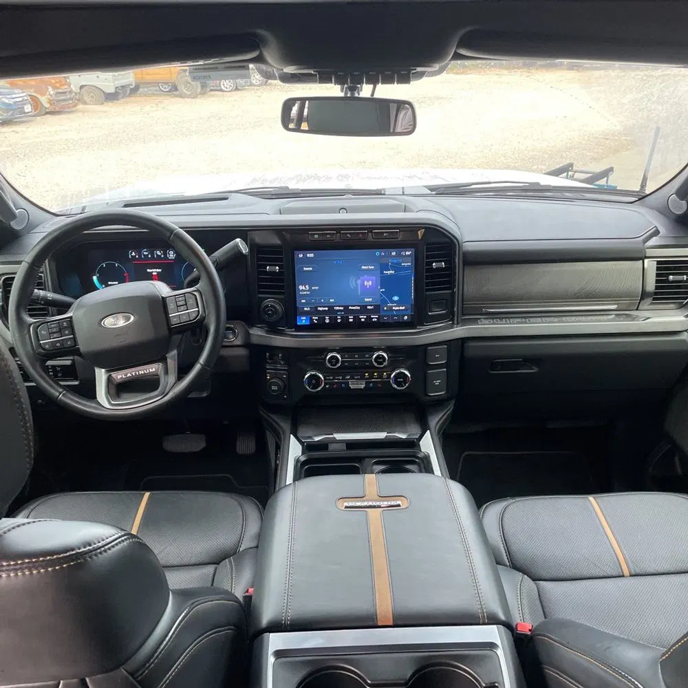 2023 Ford F-450 Super Duty Platinum