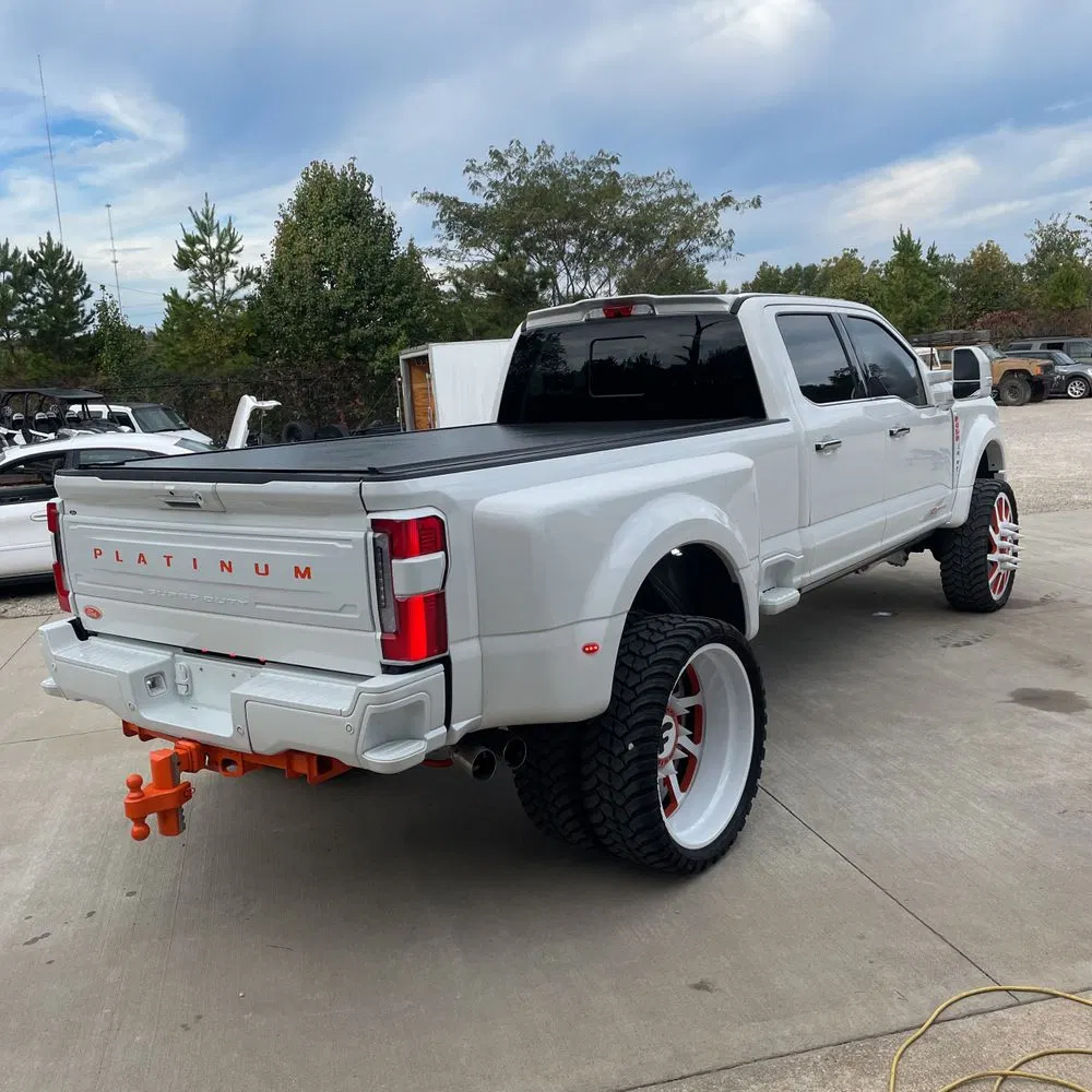 2023 Ford F-450 Super Duty Platinum