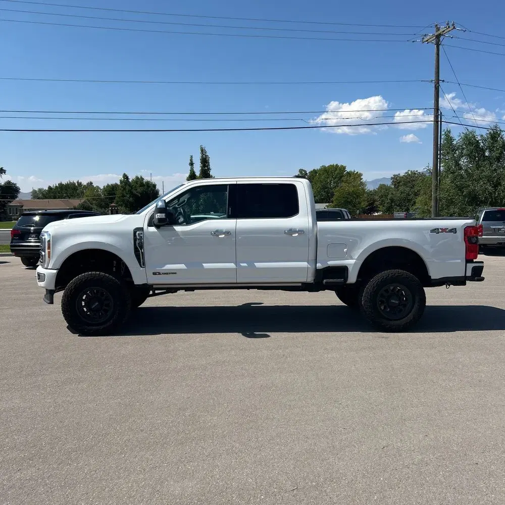 2023 Ford F350 S/D Platinum