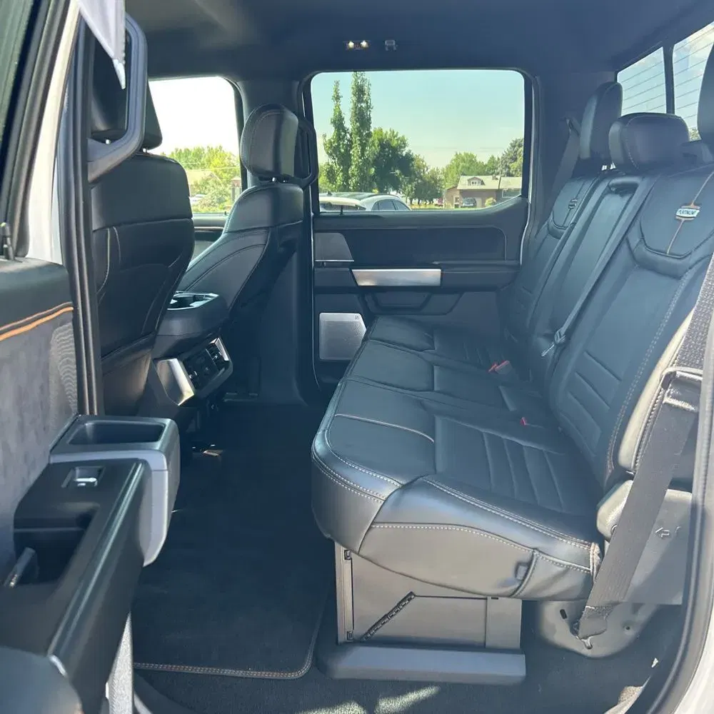 2023 Ford F350 S/D Platinum