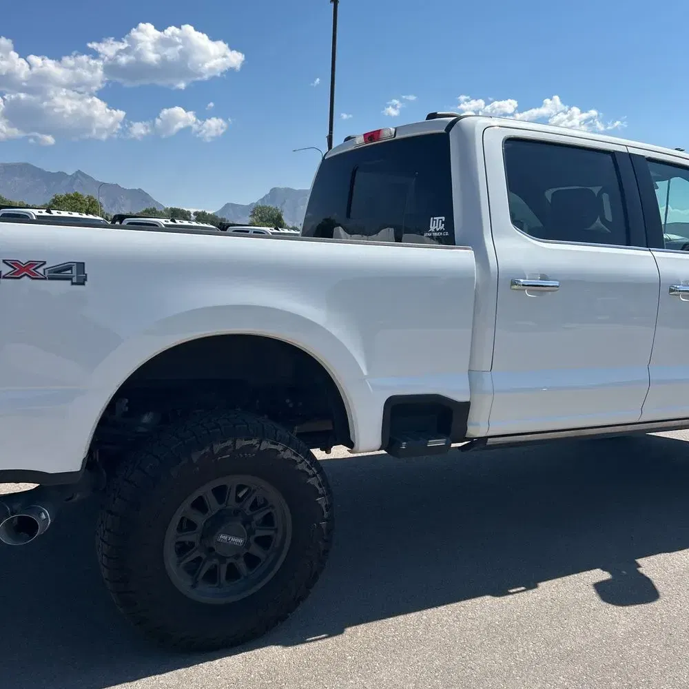 2023 Ford F350 S/D Platinum