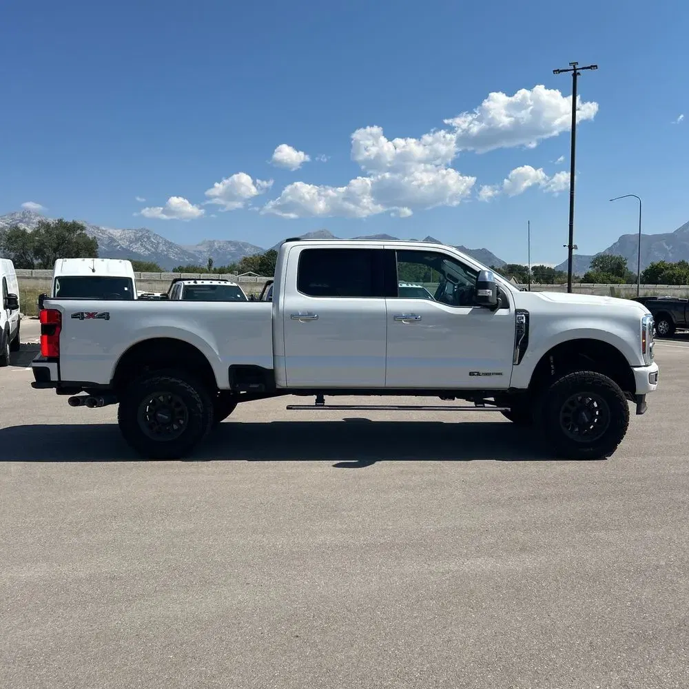 2023 Ford F350 S/D Platinum