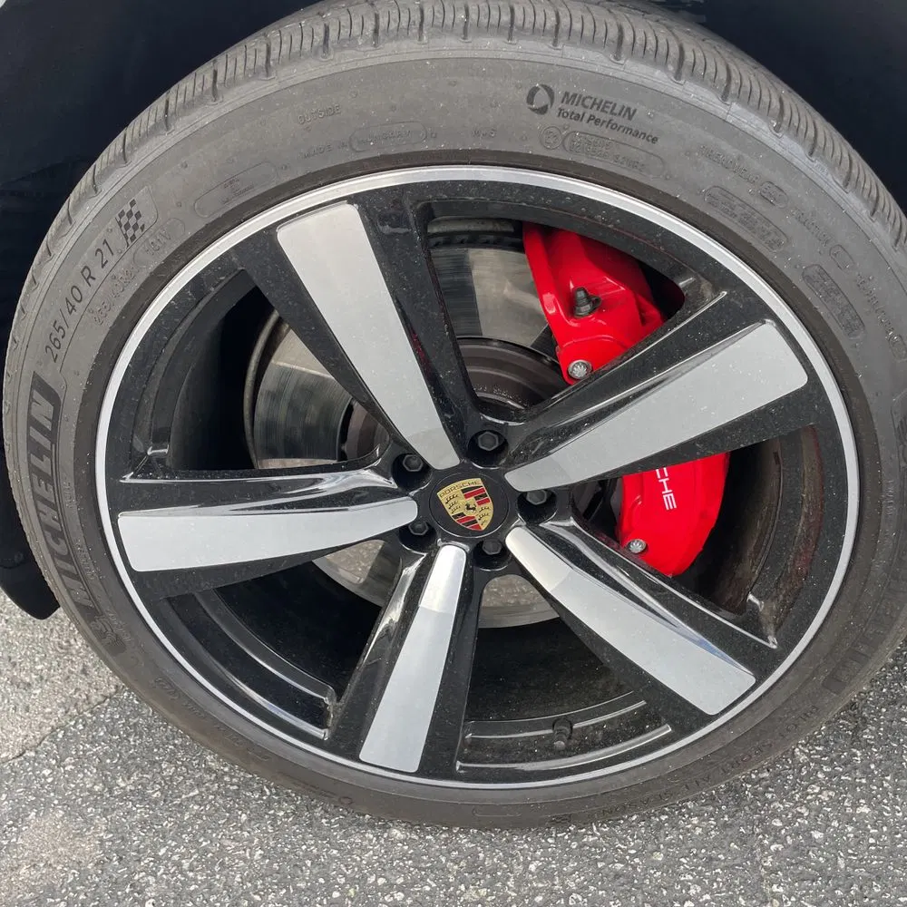 2023 Porsche Macan GTS