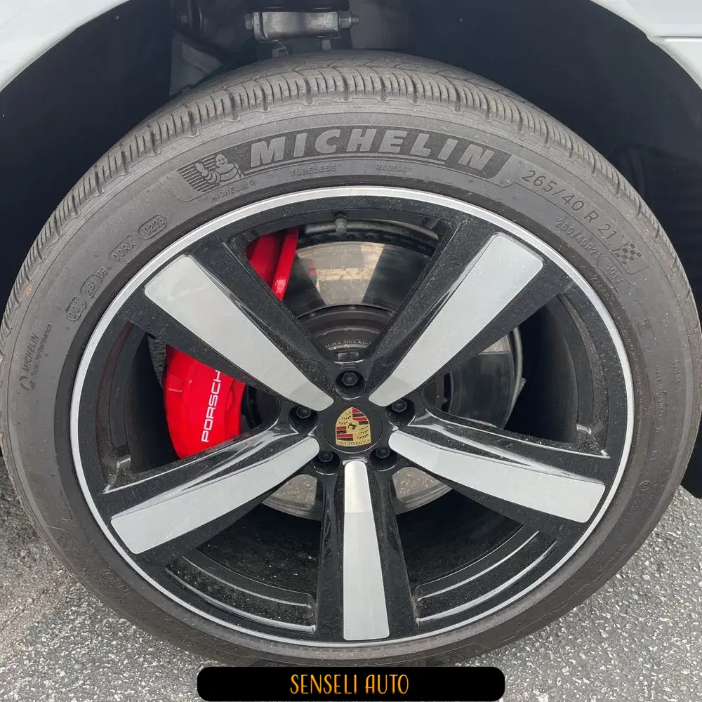 2023 Porsche Macan GTS