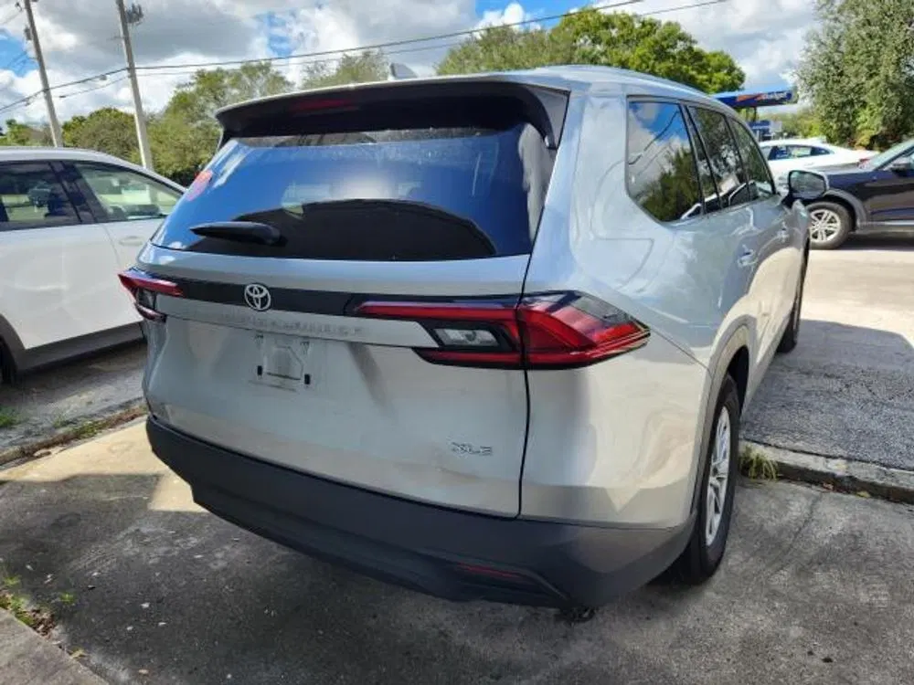 2025 Toyota Grand Highlander XLE