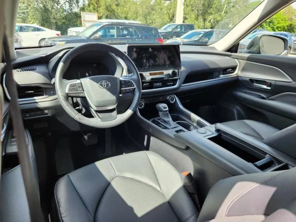 2025 Toyota Grand Highlander XLE
