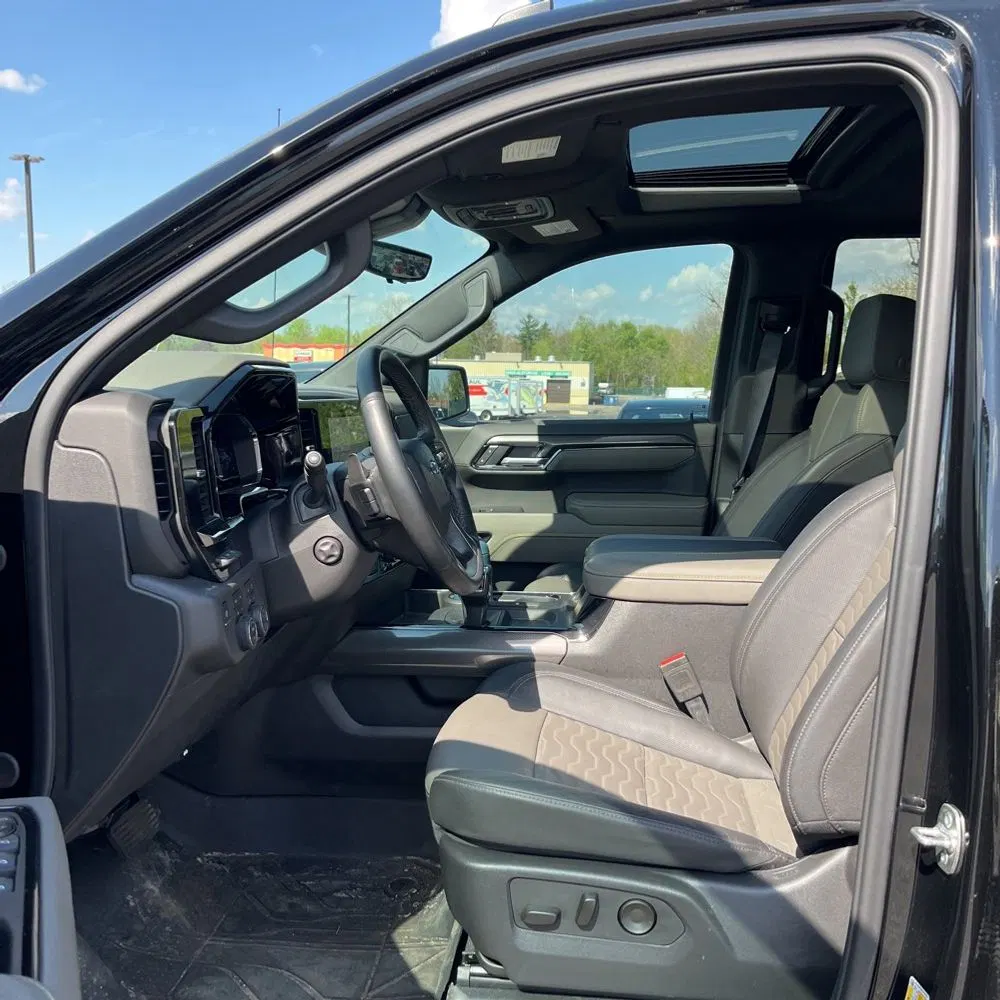 2025 Chevrolet Silverado 1500 ZR2