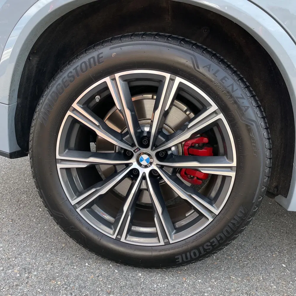 2025 BMW X5 M60i