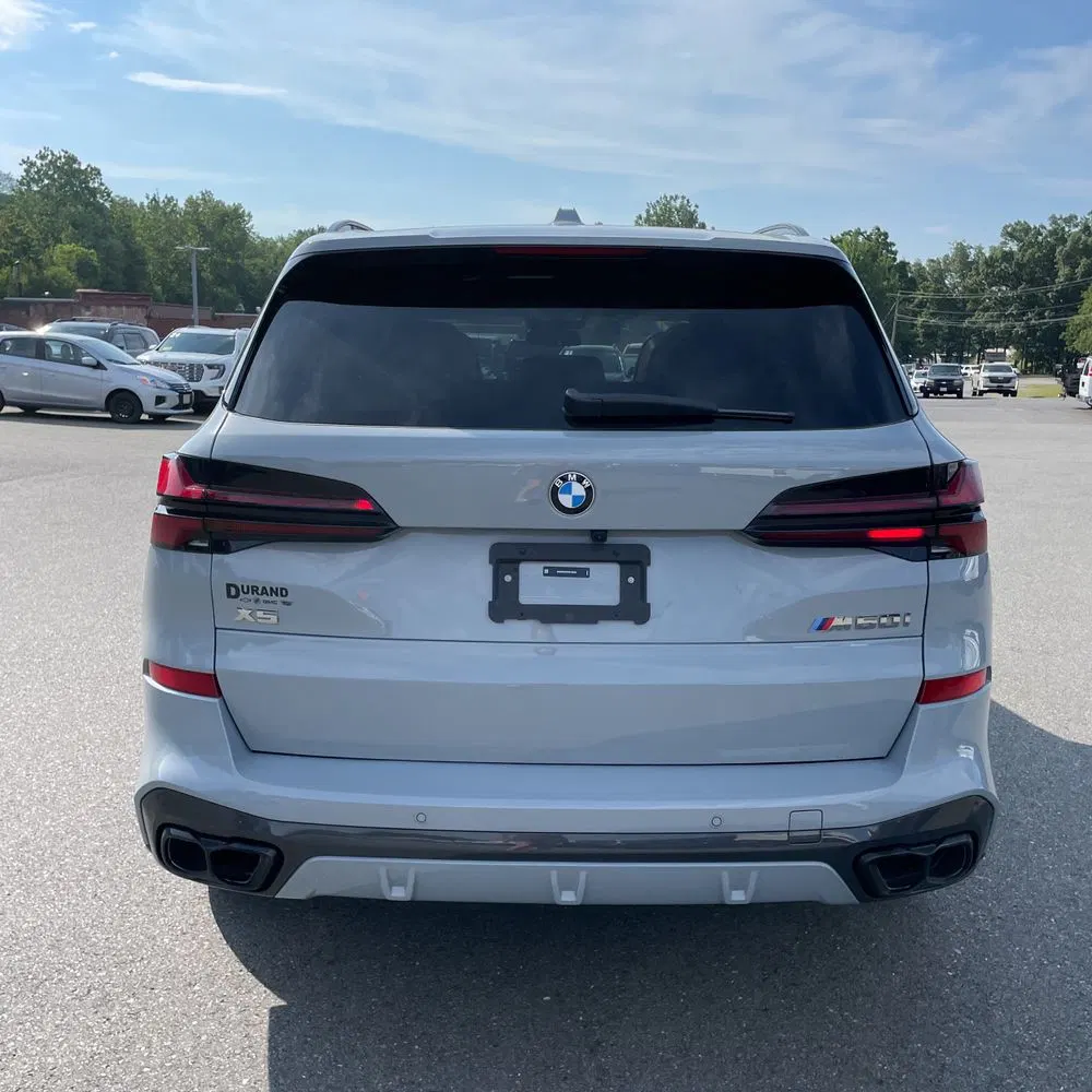 2025 BMW X5 M60i