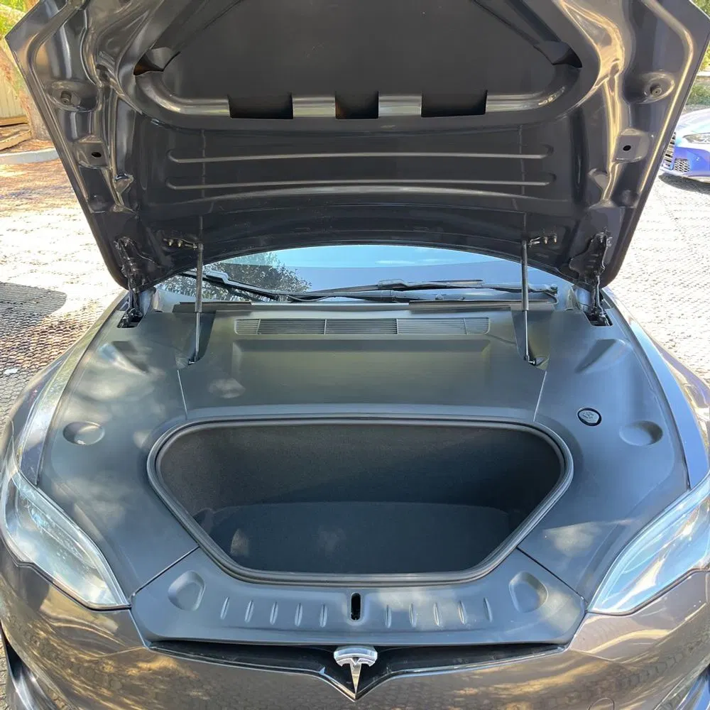 2021 Tesla Model S Plaid