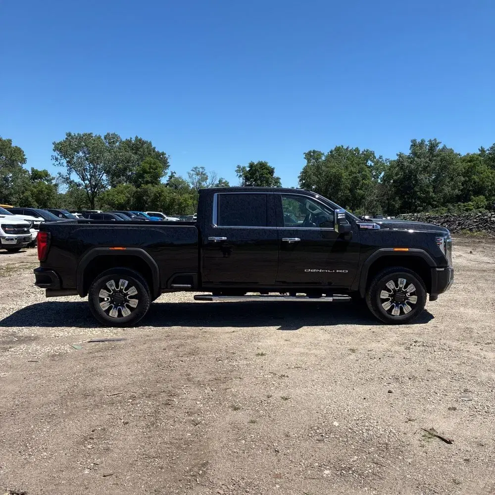 2024 GMC Sierra 2500 Denali