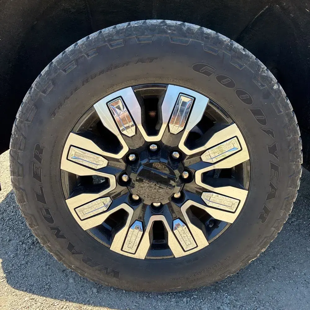 2024 GMC Sierra 2500 Denali