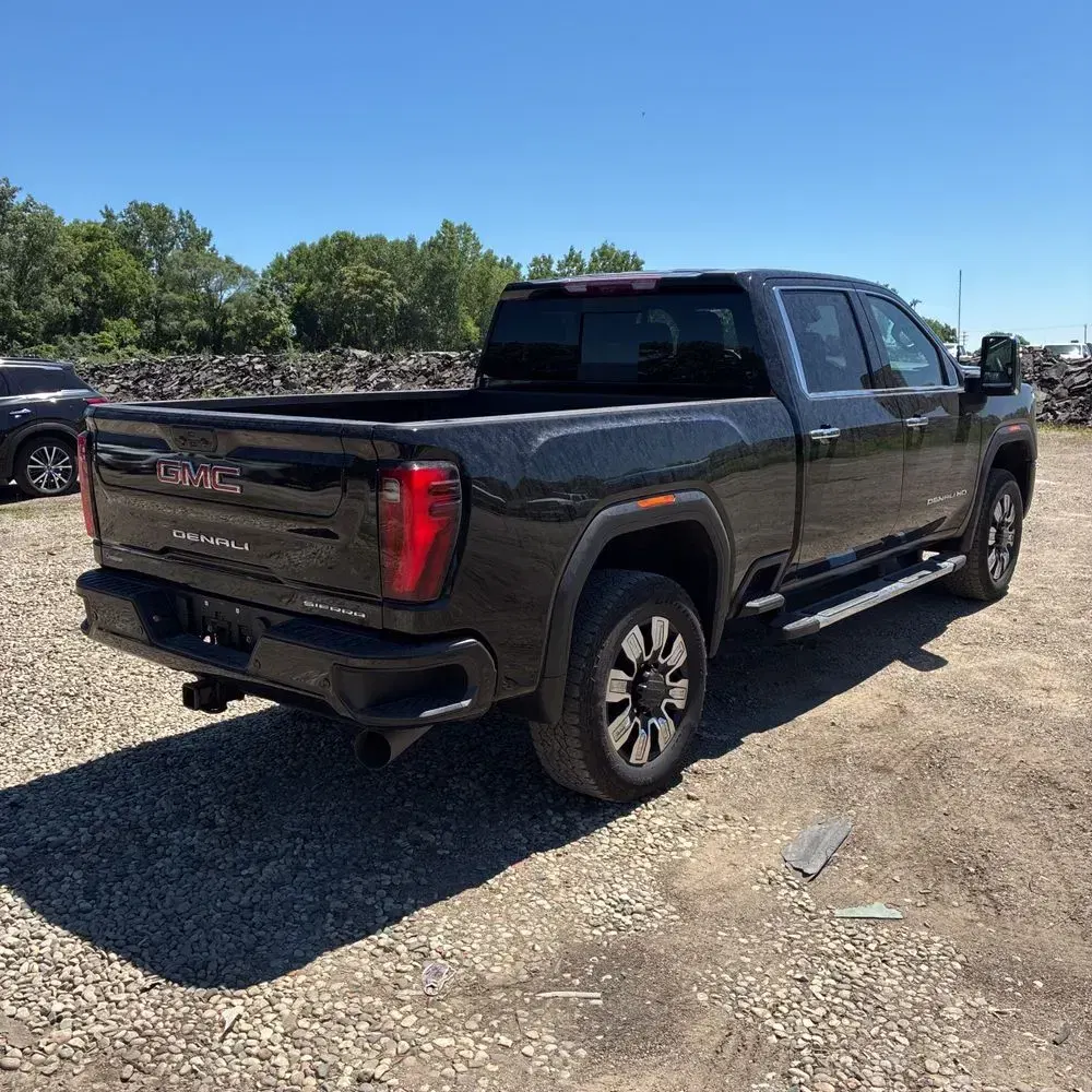 2024 GMC Sierra 2500 Denali