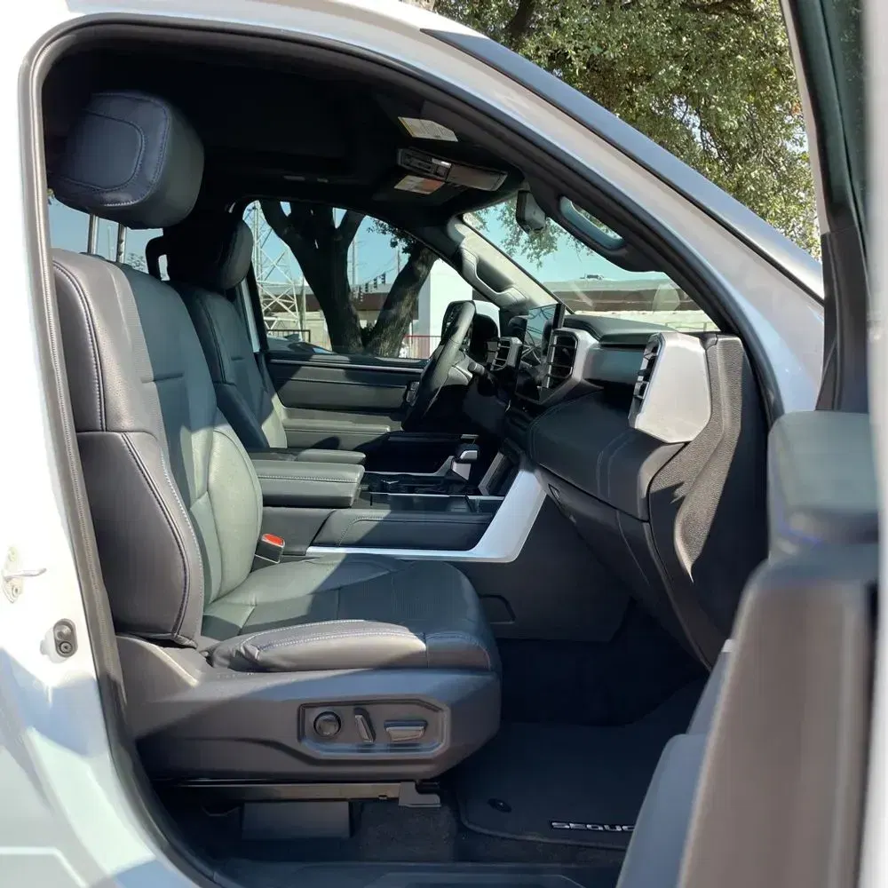 2025 Toyota Sequoia Platinum