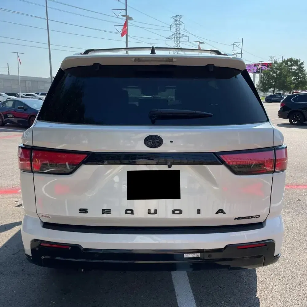 2025 Toyota Sequoia Platinum