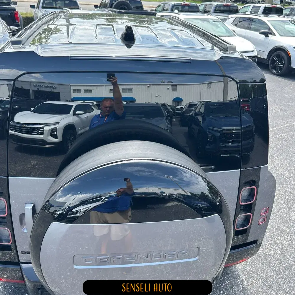 2024 Land Rover Defender 110 P400 X