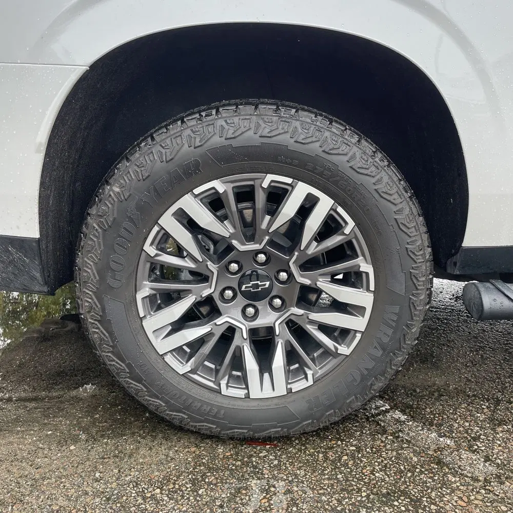 2025 Chevrolet Suburban Z71