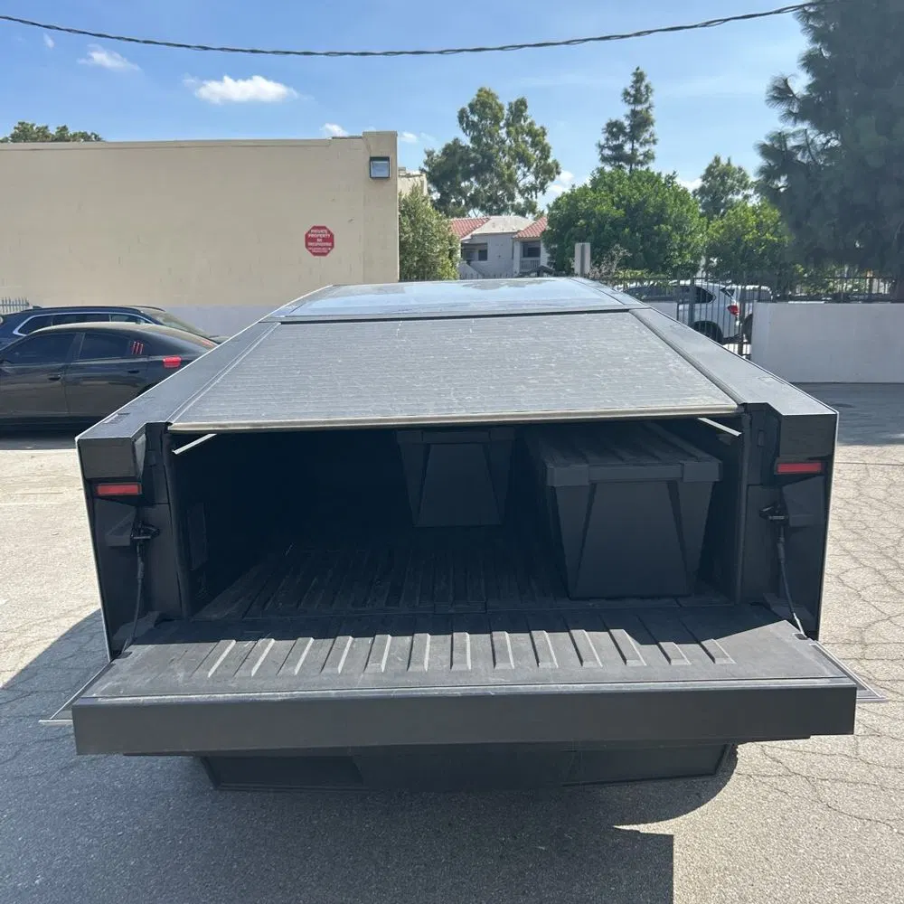 2024 Tesla Cybertruck Base