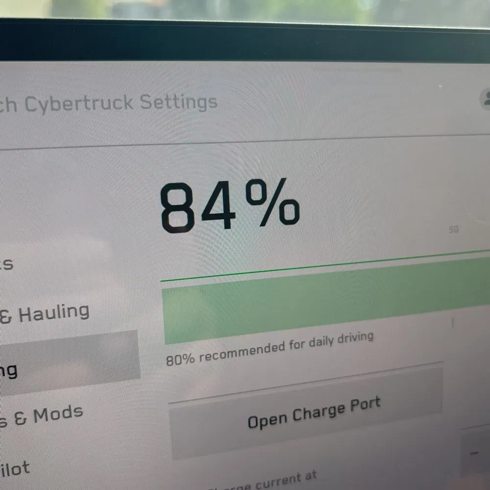 2024 Tesla Cybertruck Base