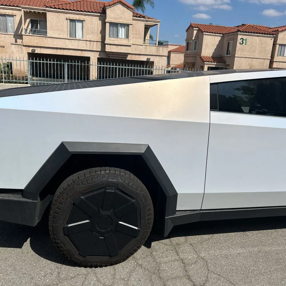 2024 Tesla Cybertruck Base