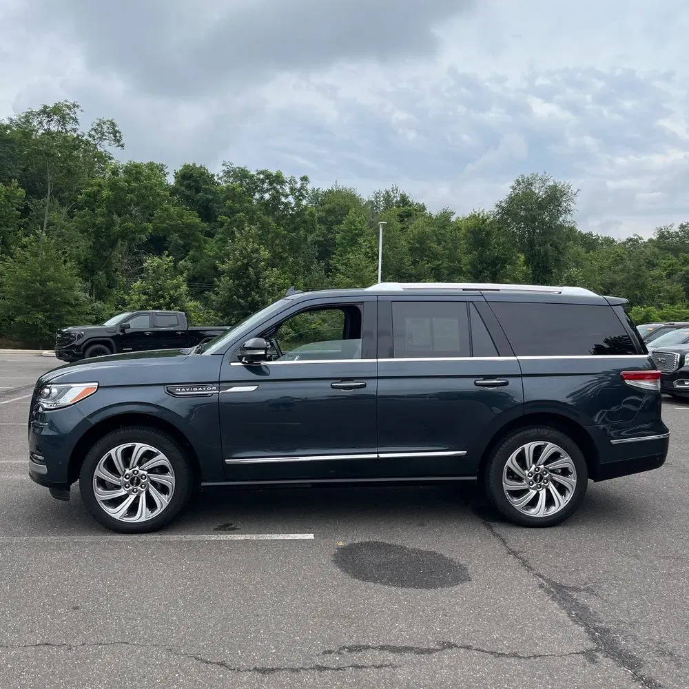 2024 Lincoln Navigator Reserve