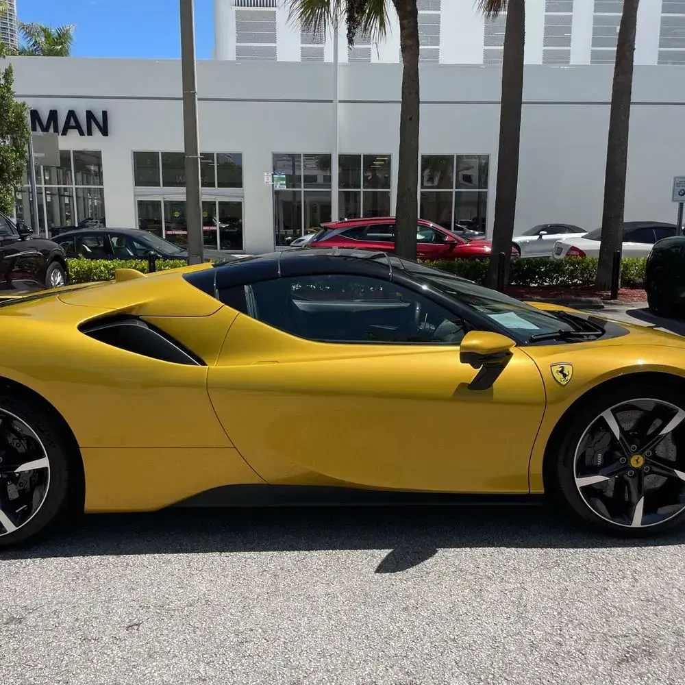 2023 Ferrari SF90 Spider