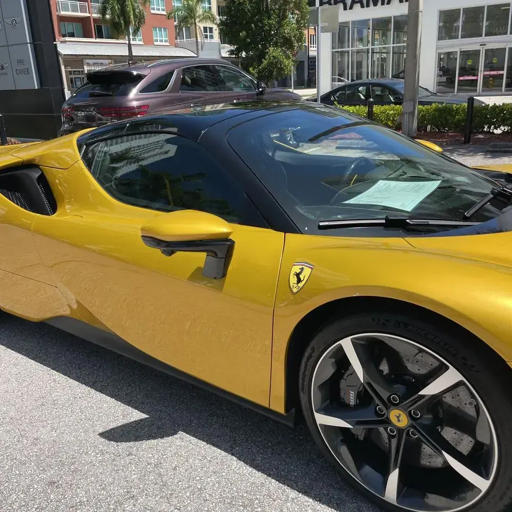 2023 Ferrari SF90 Spider