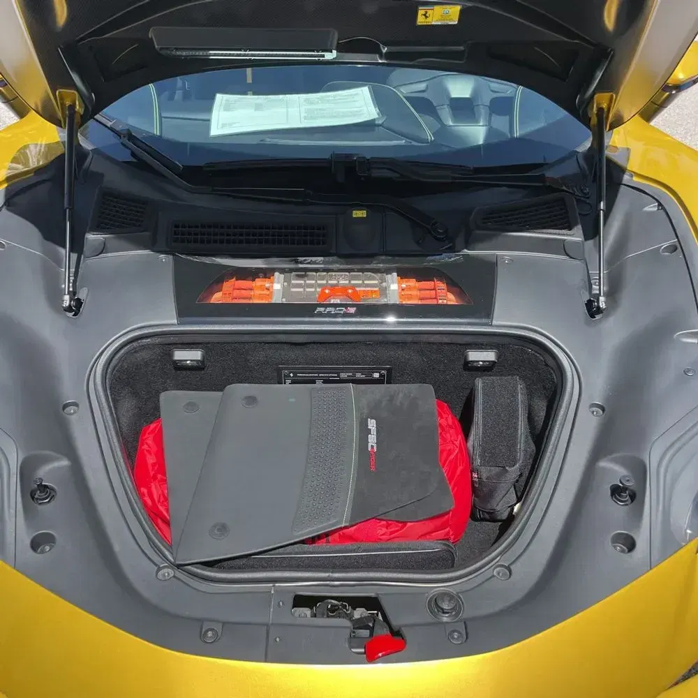 2023 Ferrari SF90 Spider