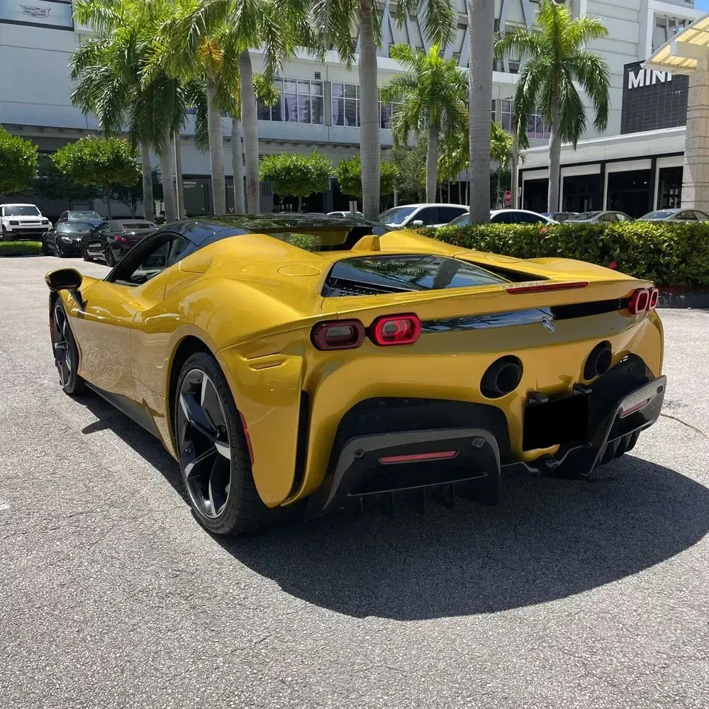 2023 Ferrari SF90 Spider