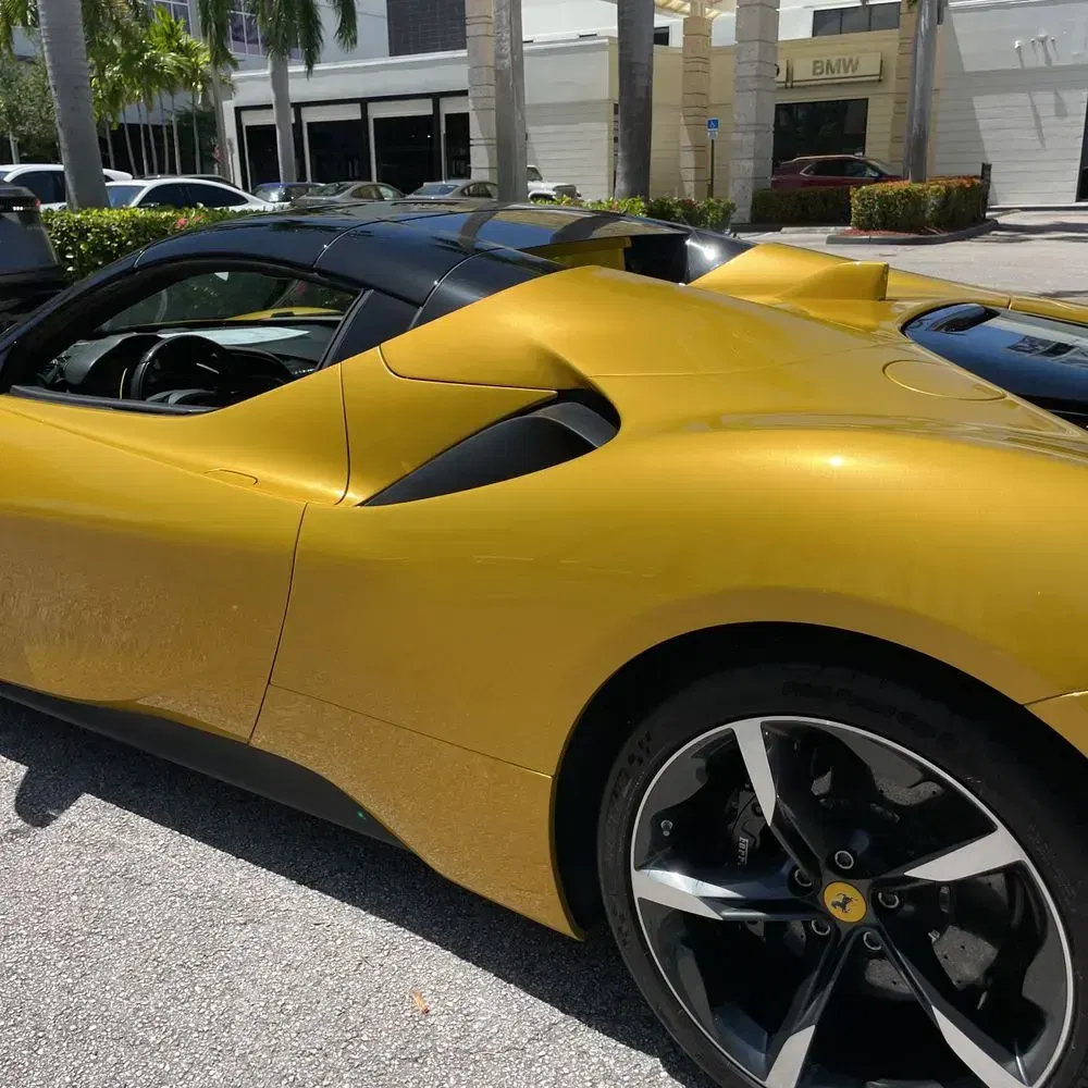 2023 Ferrari SF90 Spider