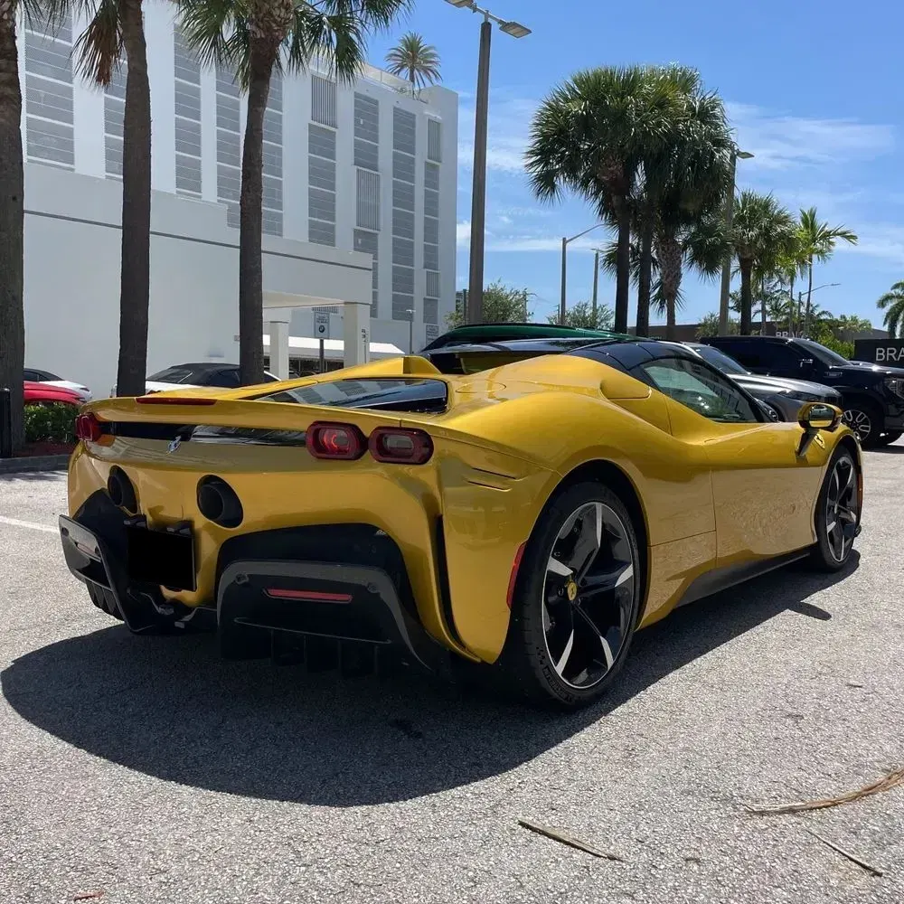 2023 Ferrari SF90 Spider