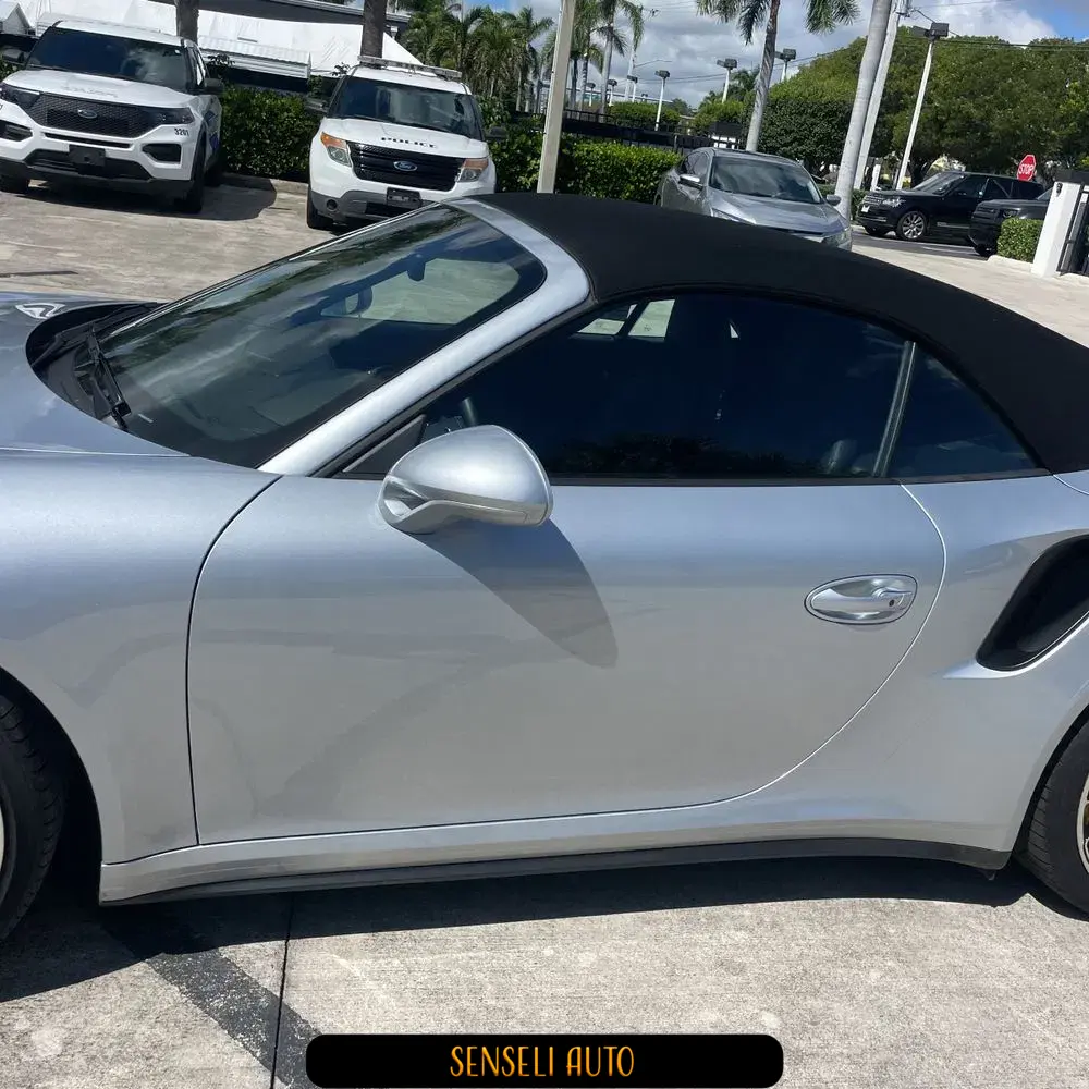 2015 Porsche 911 Carrera 4 Turbo S